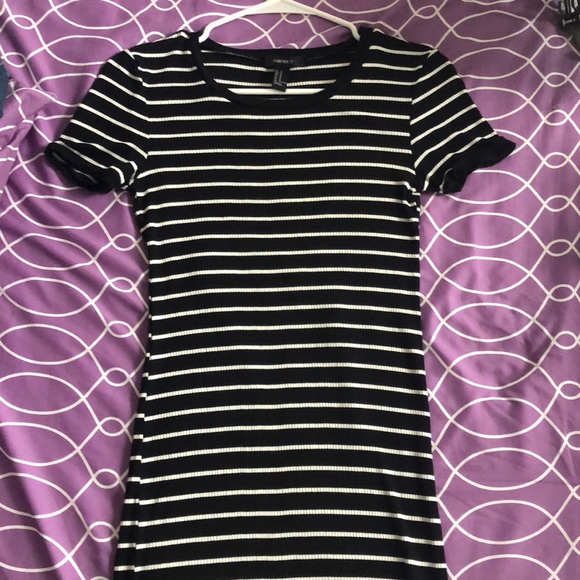 Forever 21 Dresses & Skirts - T shirt dress